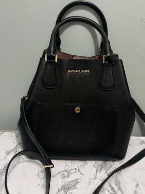 Michael Kors Saffiano Leather Greenwich Grab Bag Satchel Purse-/long Strap - Image 1 of 4