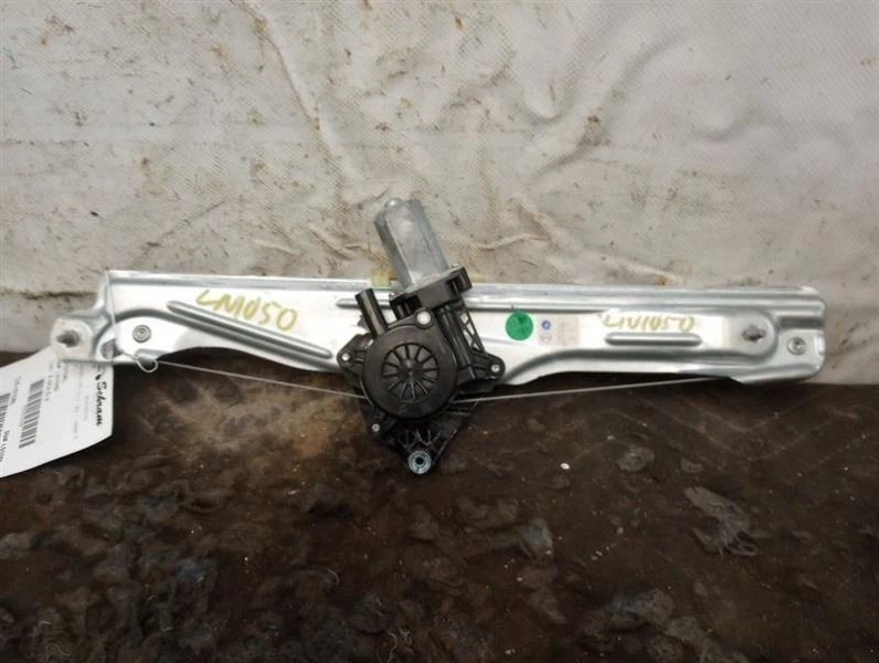 Regulador ventana trasera izquierda conductor 13469473 se adapta a Buick Regal 18-20 2622449 Foto 1 de 4