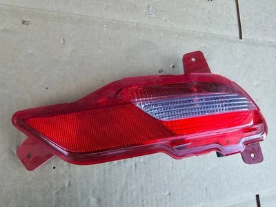 Parachoques trasero Buick Encore GX 2020-2025 OEM paso derecho luz de marcha atrás lámpara 42716019 Foto 1 de 4