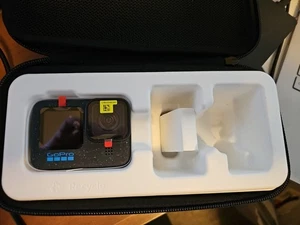 NEU GoPro HERO12 Black wasserdichte Actionkamera 5.3K 60 Ultra HD mit Video Akku - Bild 1 von 6