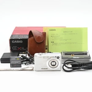 [Excelente] Cámara digital compacta CASIO EX-Z750 "EXILIM" plateada - Imagen 1 de 8