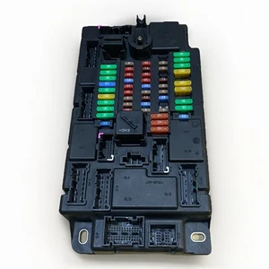 MINI John Cooper Crossover Junction Fuse Box 9813622 - Picture 1 of 10