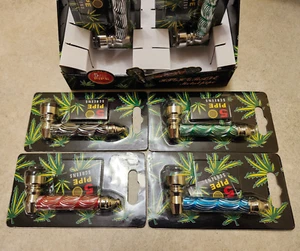 Tubo de metal diseño E - Imagen 1 de 2