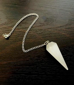 Selenite rabdomante pendolo cristallo regalo guarigione energia psichica gemma Reiki - Foto 1 di 1