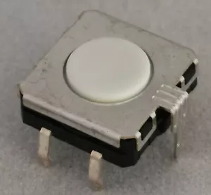 42 X NEW B3W-4100S / B3W4100S / B3W4100 Omron, Tactile Switch in tube - Picture 1 of 2