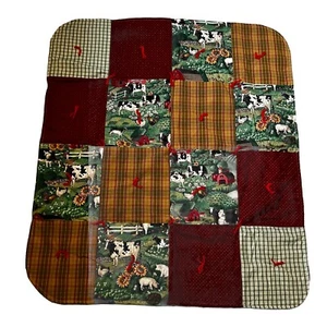 Patchwork Quilt Cotton Throw Handmade Farm Chicken Theme Rounded Lap Crib - Picture 1 of 9