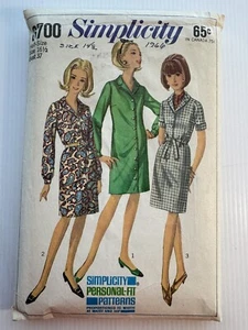 6700 Simplicity Schnittmuster Misses 60er Jahre Kleid Halbgröße 16 1/2 B 37 - Bild 1 von 3