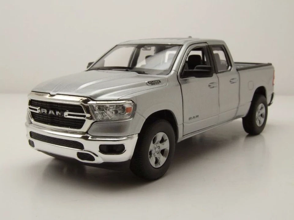 RAM 1500 Pick Up 2019 Argent Maquette de Voiture 1:24 Welly - Photo 1/4