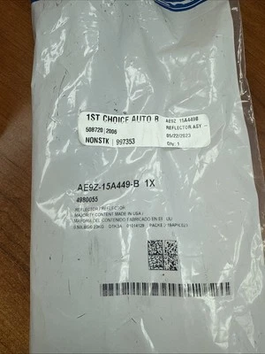 Reflector trasero Lincoln MKT LT 2015-2019  Foto 1 de 2