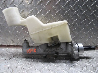 Pontiac Vibe 2003-2008 cilindro maestro de freno con ABS sin control de freno activo Foto 1 de 4