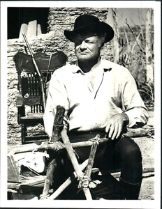 Brian Keith "The Hallelujah Trail" 1973 Press Photo & CBS Release Letter Western - Picture 1 of 3