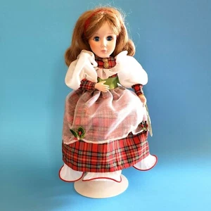 Playtown Weihnachten Porzellan Kollektion 8401 Merrie 12 Zoll Urlaubspuppe 1984 - Bild 1 von 10
