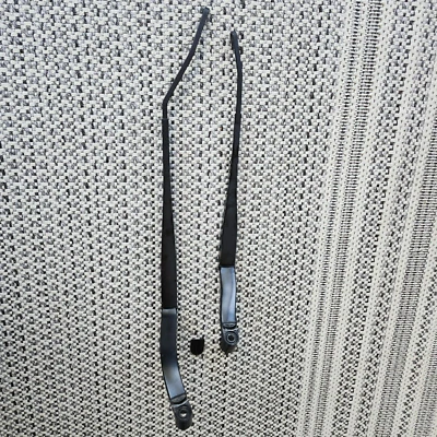 Juego de brazo limpiaparabrisas delantero izquierdo y derecho Nissan Sentra 2013-2019 OEM* Foto 1 de 4