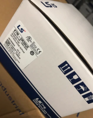 1PC New LS K7M-DR30UE K7MDR30UE Programmable Controller Free Ship - Image 1 of 2