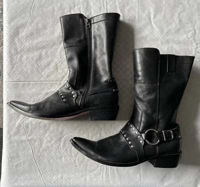 Womens HARLEY DAVIDSON STK# 85028 Western Leather Motorcycle Boots Stud Buckle  - Image 1 of 4