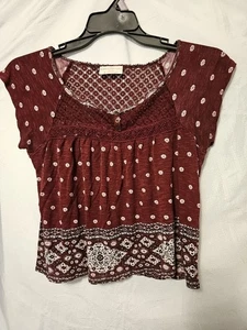 Womens Bobbie Brooks Crop Style Burgandy Shirtvw/ Cap Sleeves - Picture 1 of 8