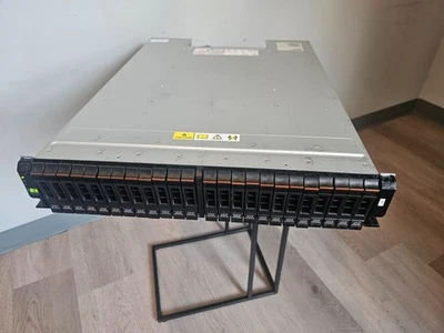 IBM 2076-224 Storwize V7000 24-Slot 2.5" HDD JBOD Expansion Gen1 w 24 Trays - Image 1 of 4
