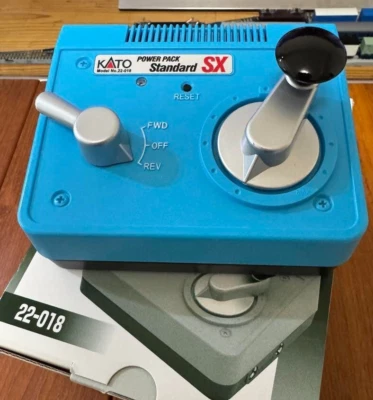 KATO 22-018 N Gauge Power Pack Standard SX Japan Model Train Controller - Image 1 of 2