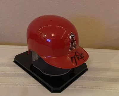 Мини-шлем с автографом Майка Траута — сертификат подлинности — MLB LA Angels All-Star, MVP, Legend - Изображение 1 из 3