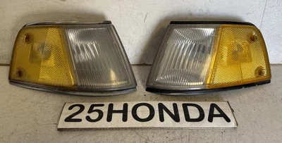 Honda Civic 1988-1989 sedán de 4 puertas Stanley OEM luces de esquina EF raras  Foto 1 de 4