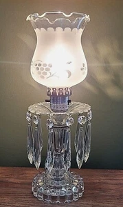 Vintage Boudoir Lamp ~ Glass Base ~ 12 Hanging Crystal Spear Point Glass Prisms - Picture 1 of 7