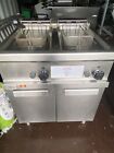 Zanussi twin tank Commercial fryer, Natural Gas WITH 2 FREE BASKETS
