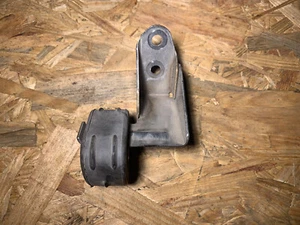 Mercedes-Benz CLA 45 AMG Muffler Pipe Front Bracket A1764900140 OEM - Picture 1 of 5