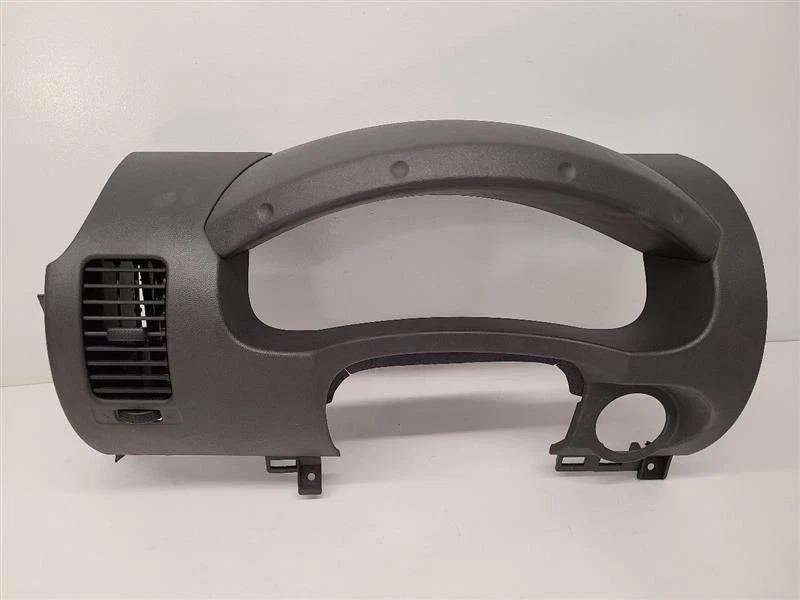 2005-12 NISSAN XTERRA INSTRUMENT CLUSTER BEZEL WITH VENT 682409BA0C   - Image 1 of 4