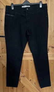 Ladies Denim Co Jeans In Black Size 18 BNWOT - Picture 1 of 4