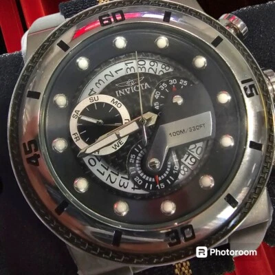 INVICTA 25280 CRONO MASCULINO DE CUARZO CON 2 BANDAS INTERCAMBIABLES, USADO EN EXCELENTE ESTADO Foto 1 de 4