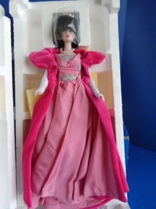1990 PORCELAIN BARBIE DOLL- SOPHISTICATED LADY- MIB- 6th IN SERIES - Picture 1 of 7