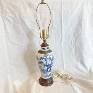 Antike chinesische blau & weiße Porzellan Vase LAMPE QING 19. Jh. Crackleware Pagode - Bild 1 von 11