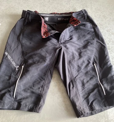 ENDURA SingleTrack III MTB Cycling Shorts with Vents, Black  with liner - Image 1 of 4