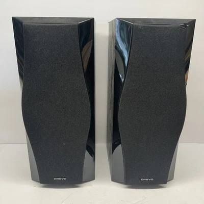Onkyo SKF-560F Surround Sound Front Left & Right Speakers in Black, 130W Peak - Image 1 of 4
