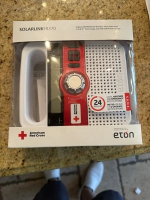 NEW Eton American Red Cross Solarlink FR370 Emergency Weather AM/FM/NOAA Radio - Image 1 of 4
