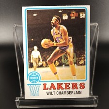 1973-74 Topps #80 Wilt Chamberlain 