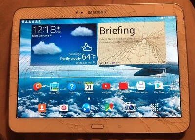 Samsung Galaxy Tab 3 GT-P5210 16GB, Wi-Fi, 10.1in White Good Used BROKEN GLASS! - Image 1 of 2