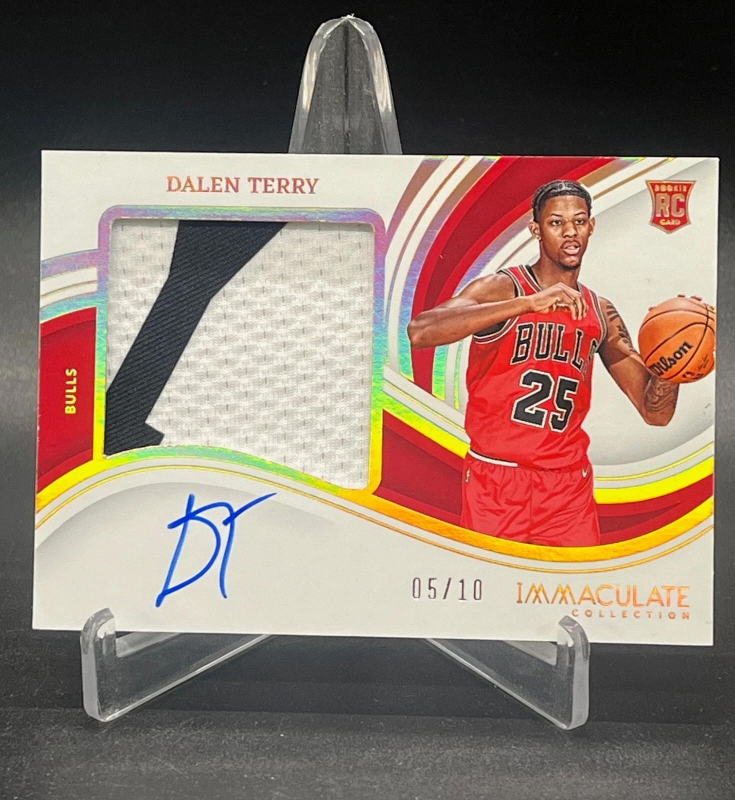 Dalen Terry 2022-23 Panini Immaculate SP RC RPA Gold 3 Clr Rookie Patch Auto /10