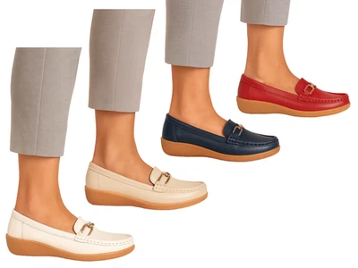 Women's Jo & Joe Moccasin Loafer 4-8 -Leather Gold Buckle Comfort Casual Slip-On - Image 1 of 3