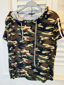 Camo Women Size 3x Hoodie Tee Super Soft Stretch Unisex EUC - Picture 1 of 10