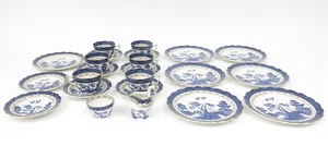 Royal Doulton "Real Old Willow" Set of 6 Teacups & Saucers, 6 Salad Plates, + - Picture 1 of 12