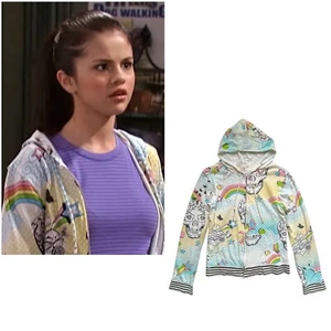 ASO Alex Russos grafischer Kapuzenpullover Wizards Of Waverly Place Staffel 1 Episode 4 - Bild 1 von 15