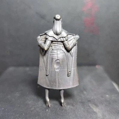 Mini estatua coleccionable de muebles para el hogar modelo a mano arte niña china de latón Foto 1 de 4