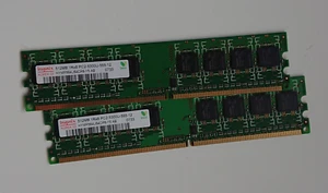 Vintage Matched Pair Hynix 512Mb PC2-5300-555-12 Non-Parity Memory (1Gb) - 03 - Picture 1 of 5
