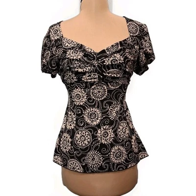 J.T.B. Top Babydoll Y2K Manga Corta Abullonada Negro Blanco Cuello Corazón M Foto 1 de 4