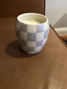 Checkmate Artisan handgegossene Duftkerze, 11 Unzen, Baumwolle + Teak - Bild 1 von 5