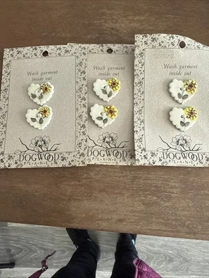 Set of 6  Flowers. Ceramic Vintage Made in The USA - Image 1 of 2