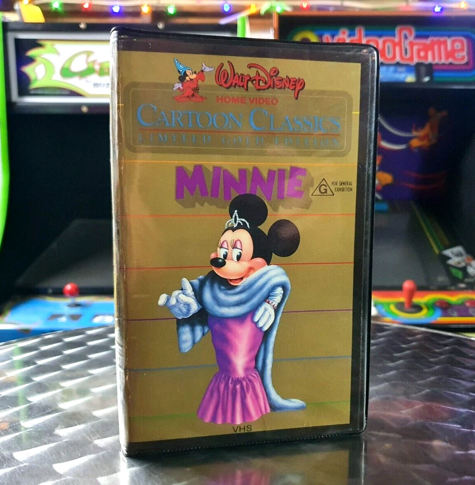 Minnie - Walt Disney Home Video Cartoon Classics Gold - VHS Big Box Clamshell - Image 1 of 4