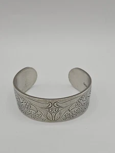 Vintage Salisbury Pewter Cuff Bracelet Floral Design Month Of May Engraved - Picture 1 of 5