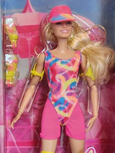 2023 Barbie in Inline Skating Outfit with Rollerblades Barbie The Movie - Picture 1 of 9